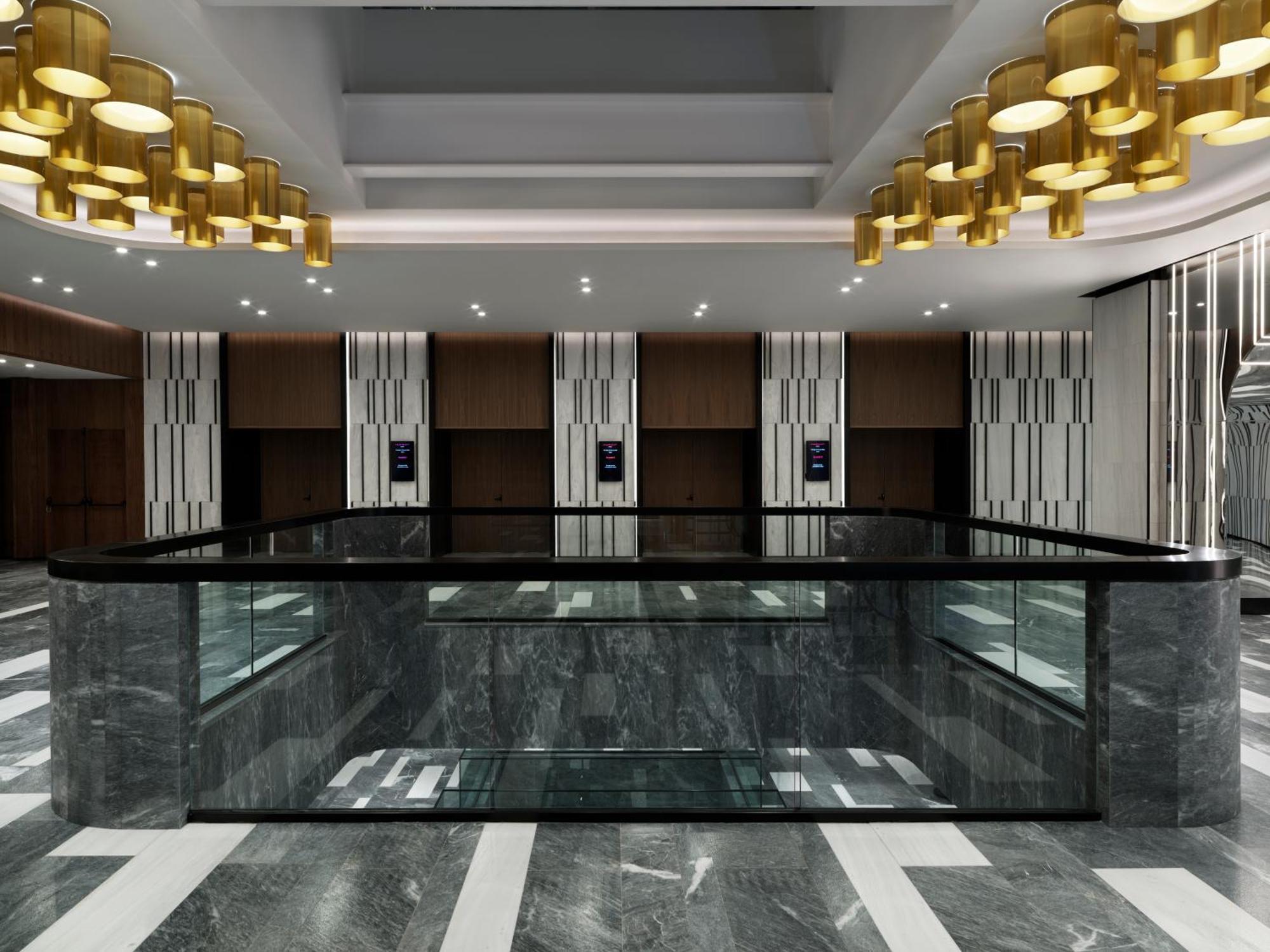 Hotel Grand Hyatt Atene Esterno foto The lobby of the hotel