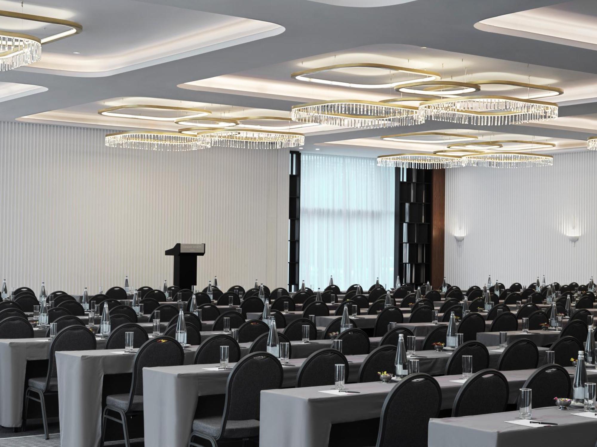 Hotel Grand Hyatt Atene Esterno foto The 2012 conference of the European Society for Clinical Nutrition and Metabolism