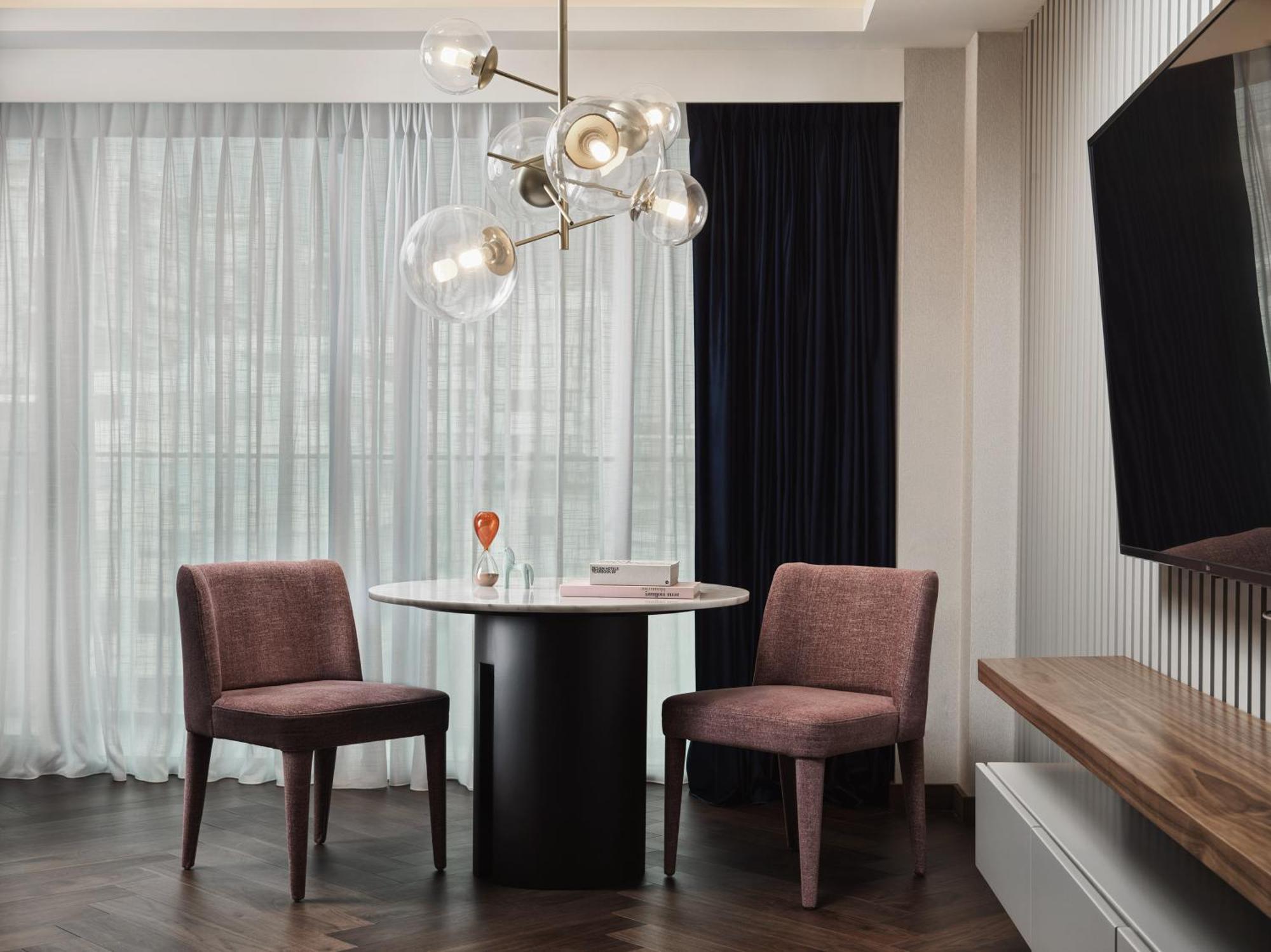 Hotel Grand Hyatt Atene Esterno foto A dining room at The Standard East Village