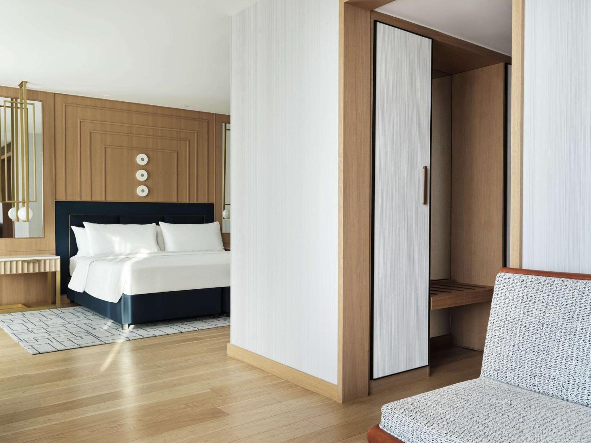 Hotel Grand Hyatt Atene Esterno foto A room at the hotel